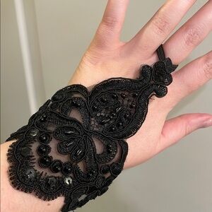 Elegant Black Lace Hand Accessory